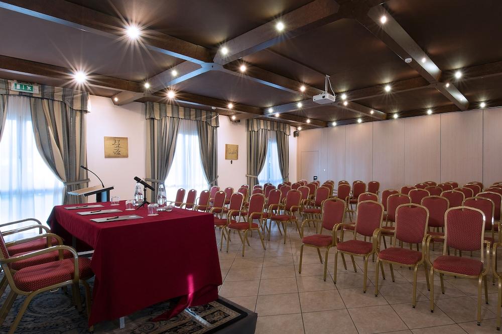 Hotel Villa Ducale 파르마 외부 사진