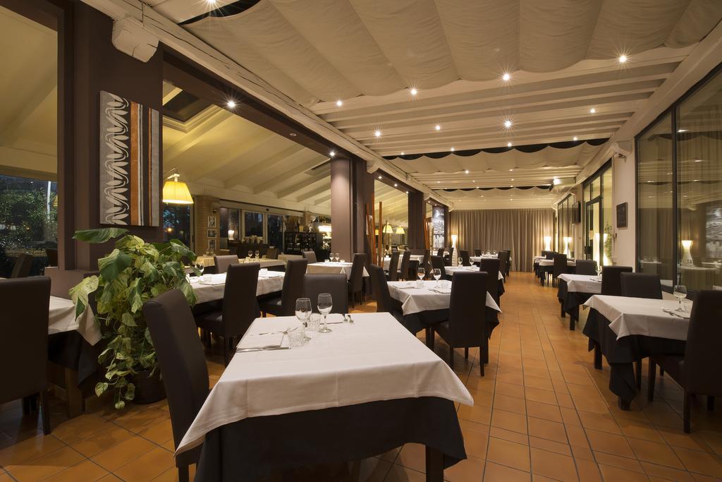 Hotel Villa Ducale 파르마 외부 사진
